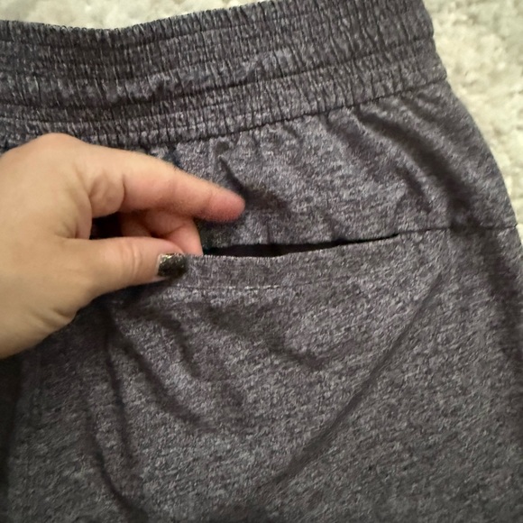 Lululemon gray shorts - Picture 4 of 5